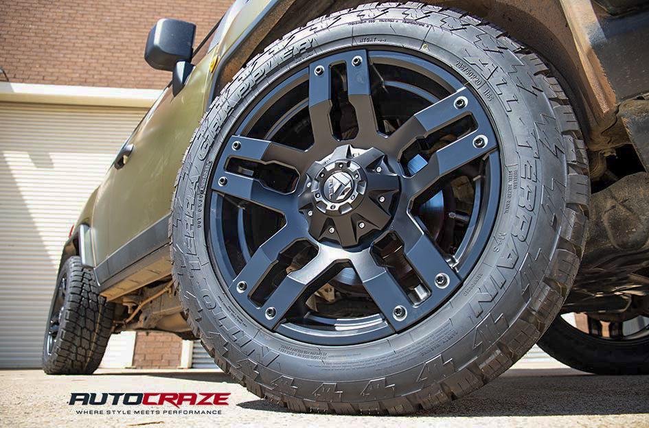 TOYOTA FJ CRUISER PUMP MATTE BLACK